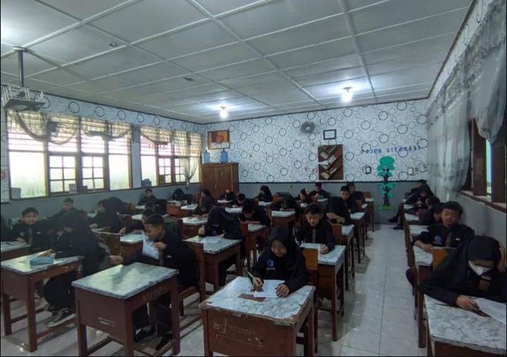 Day 4 Sumatif Tengah Semester (STS)