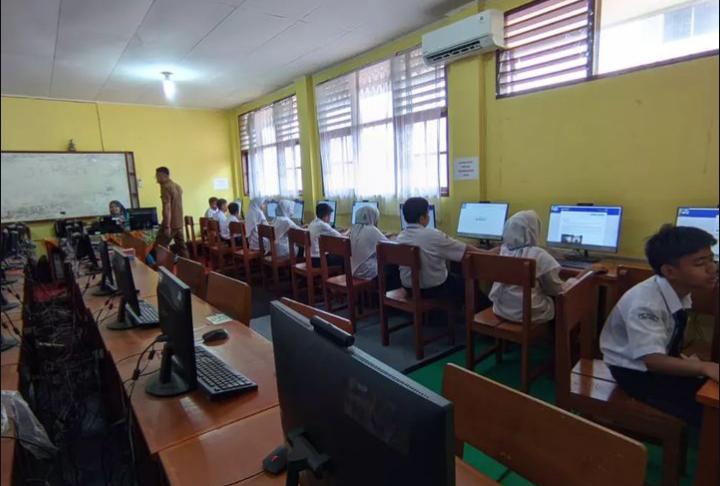 Hari Pertama Pelaksanaan Asesmen Nasional (AN)